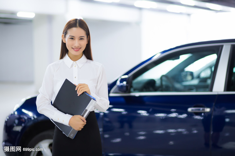 駕馭專業，馳騁人生 汽車銷售商務女性的魅力與實力